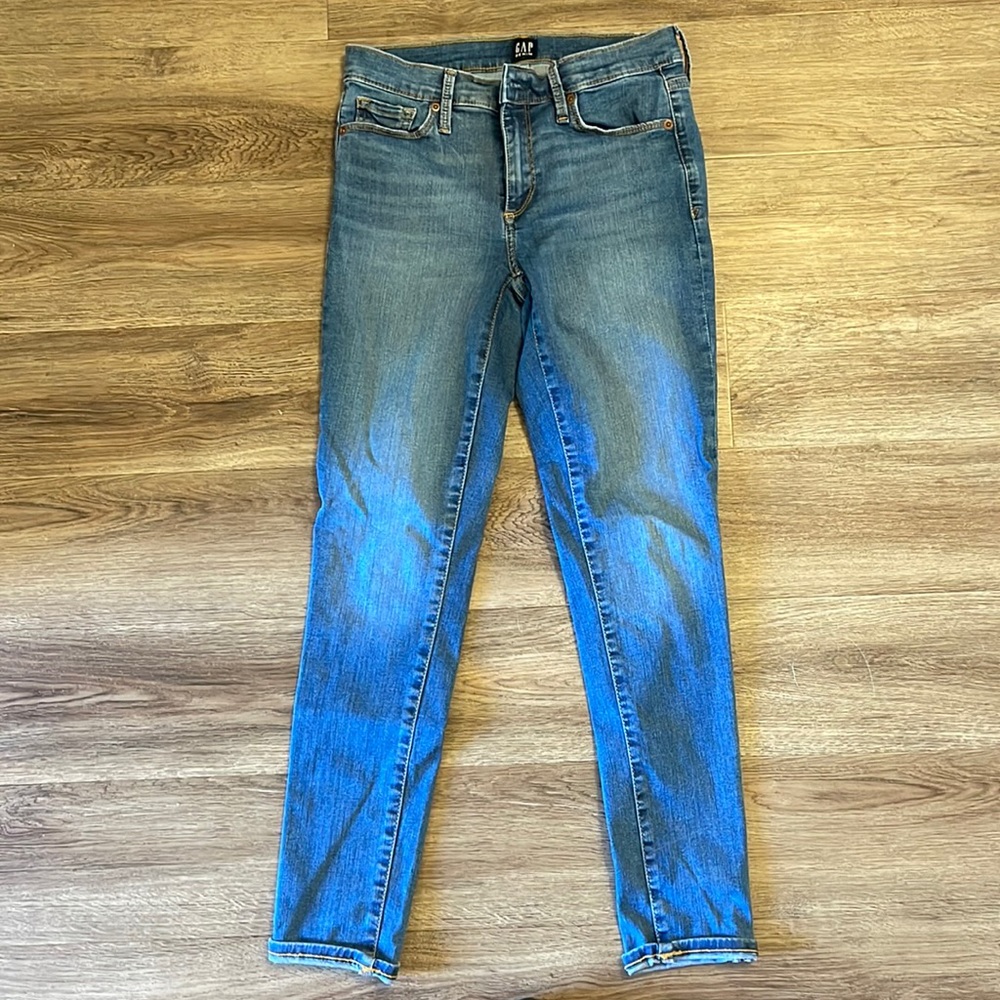 Gap true skinny jeans